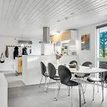 Tamina - 800m To The Fjord By Interhome *