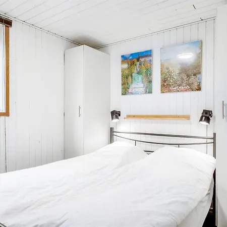 Tamina - 800m To The Fjord By Interhome *