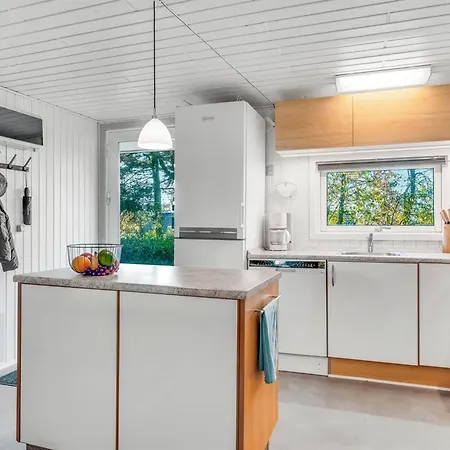 Tamina - 800m To The Fjord By Interhome *